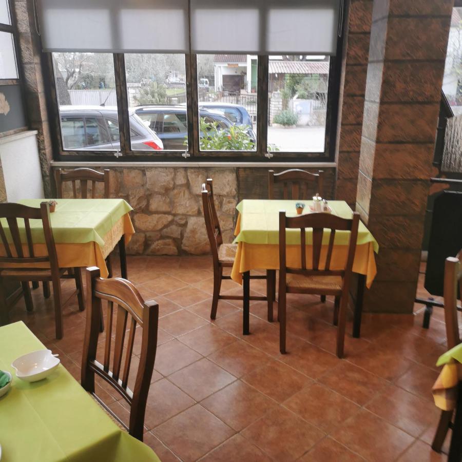 B&B Feral Rovinj Bagian luar foto
