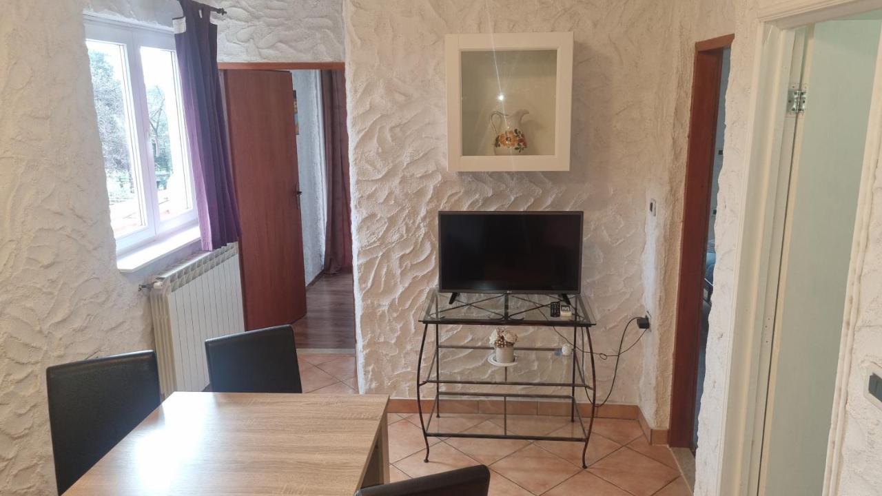 B&B Feral Rovinj Bagian luar foto